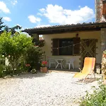 아파트 Agriristoro Podere S. Andrea